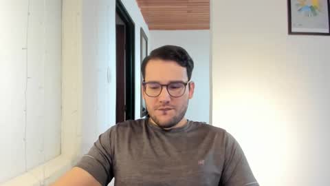 Snapshot of vito_ferrero chatting on November 27, 2025, 2:08 pm Vito Ferrer online show from November 27, 2025, 2:08 pm