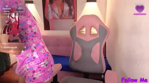 VITTORIA  online show from October 4, 2025, 8:23 am