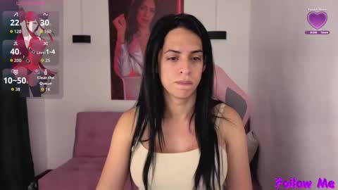 VITTORIA  online show from October 7, 2025, 8:11 am