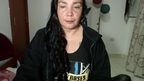 vivian_milf_paint online show from September 18, 2025, 3:30 am