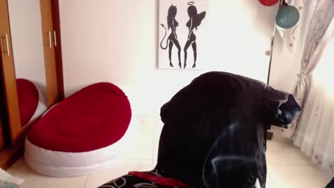 vivian_milf_paint online show from November 27, 2025, 1:13 pm