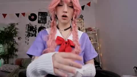 vivian_qwerty online show from February 8, 2025, 4:36 am