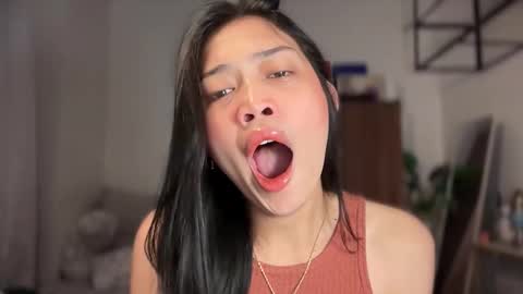 Vivian online show from February 3, 2026, 10:04 pm