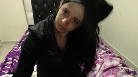 Snapshot of vivian_walt_ chatting on June 3, 2026, 5:43 am melissa online show from June 3, 2026, 5:43 am