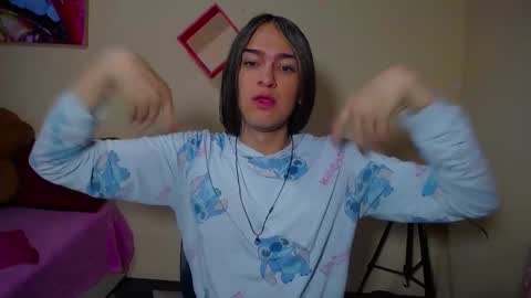 Snapshot of vivianalatin chatting on February 6, 2025, 12:05 pm instagram Viviana73215 online show from February 6, 2025, 12:05 pm