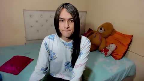 Snapshot of vivianalatin chatting on February 27, 2025, 12:02 pm instagram Viviana73215 online show from February 27, 2025, 12:02 pm