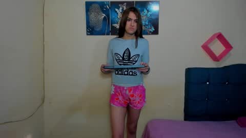 Snapshot of vivianalatin chatting on October 21, 2025, 12:06 pm instagram Viviana73215 online show from October 21, 2025, 12:06 pm