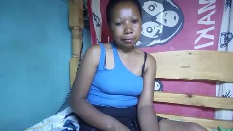 Snapshot of viviane0812 chatting on February 25, 2025, 11:08 am viviane0812 online show from February 25, 2025, 11:08 am