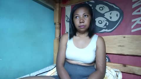 Snapshot of viviane0812 chatting on March 7, 2025, 1:29 pm viviane0812 online show from March 7, 2025, 1:29 pm
