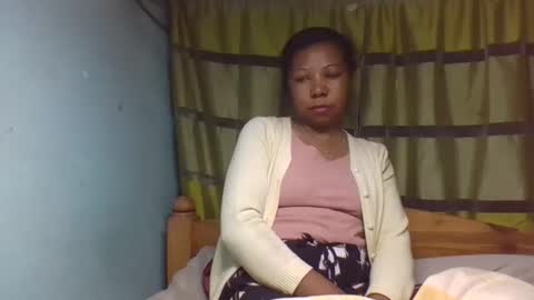 Snapshot of viviane0812 chatting on September 17, 2025, 10:55 pm viviane0812 online show from September 17, 2025, 10:55 pm