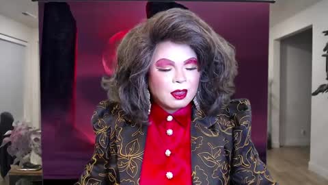 VivianFrosty online show from April 5, 2026, 3:47 am