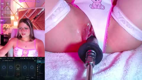 Vivian online show from September 14, 2025, 2:16 pm