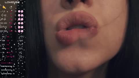 Snapshot of vivid_girls chatting on March 3, 2025, 2:15 pm Nelly and Mari online show from March 3, 2025, 2:15 pm