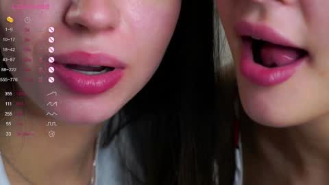 Snapshot of vivid_girls chatting on September 10, 2025, 7:19 am Nelly and Mari online show from September 10, 2025, 7:19 am