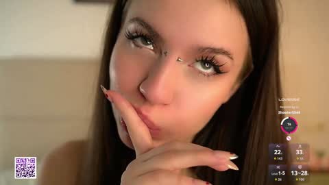 Nelly and Mari online show from October 23, 2025, 7:29 am