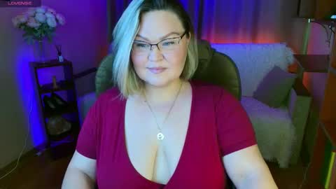 Vivien online show from October 17, 2025, 11:35 am