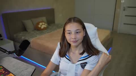 Snapshot of vivien_cutie chatting on October 30, 2025, 7:58 pm vivien_cutie online show from October 30, 2025, 7:58 pm