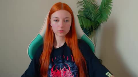 Vivien online show from April 20, 2026, 6:42 pm