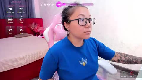 Snapshot of vivien_montclair chatting on June 14, 2026, 12:08 am Vivien online show from June 14, 2026, 12:08 am