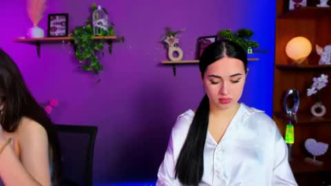 Snapshot of vivy_star chatting on April 22, 2026, 6:53 pm vivy_star online show from April 22, 2026, 6:53 pm