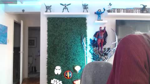 Vixen online show from September 9, 2025, 4:50 pm