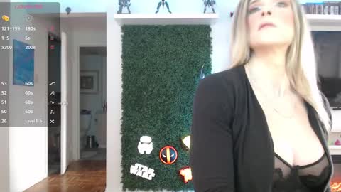 Vixen online show from November 2, 2025, 3:25 pm