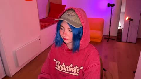 Polly  Online mostly at 9pm-2am UK Time online show from January 20, 2025, 5:48 pm