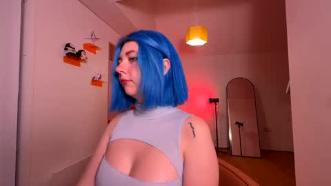 Polly  Online mostly at 9pm-2am UK Time online show from January 21, 2025, 6:23 pm