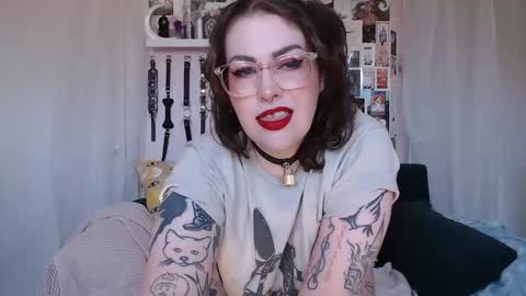 VIXIN online show from April 28, 2026, 3:06 pm