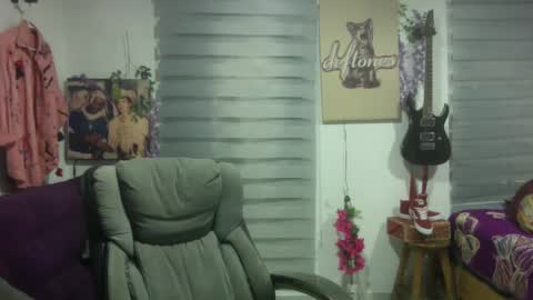 vl21cm online show from September 20, 2025, 6:47 am