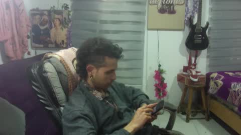 vl21cm online show from September 24, 2025, 7:23 am