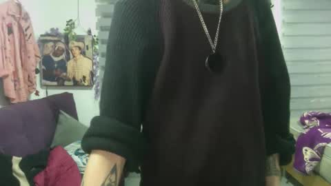 vl21cm online show from November 16, 2025, 9:15 am