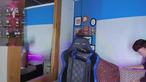 Vlad  online show from February 6, 2025, 2:37 pm