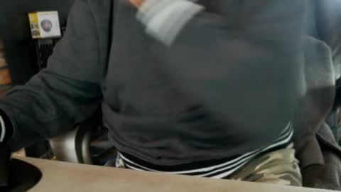 vnpg92 online show from February 2, 2025, 4:22 pm