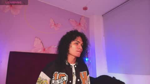 Snapshot of vnuss__ chatting on June 24, 2026, 12:15 pm VENUS online show from June 24, 2026, 12:15 pm