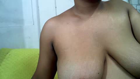 voagelle online show from February 1, 2025, 2:24 pm