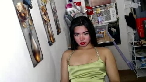 Snapshot of voganmarie chatting on July 9, 2026, 7:56 am voganmarie online show from July 9, 2026, 7:56 am