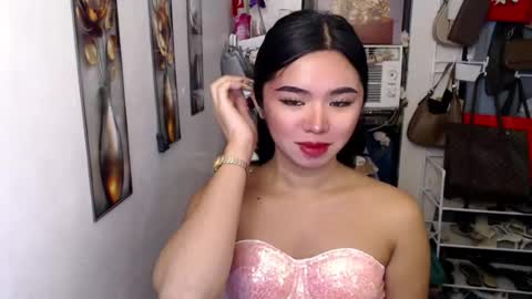 Snapshot of voganmarie chatting on July 13, 2026, 6:05 am voganmarie online show from July 13, 2026, 6:05 am
