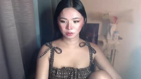 Snapshot of voganmarie chatting on July 14, 2026, 1:28 pm voganmarie online show from July 14, 2026, 1:28 pm