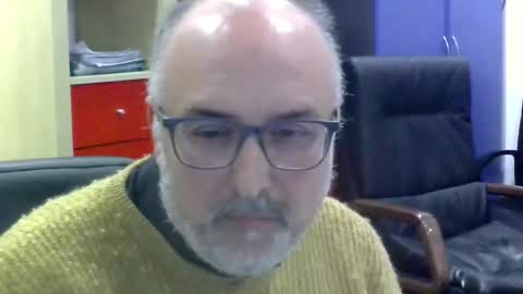 Snapshot of volpi72 chatting on December 5, 2024, 6:44 pm volpi72 online show from December 5, 2024, 6:44 pm