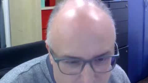 volpi72 online show from November 24, 2025, 6:18 pm