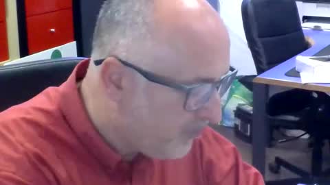 Snapshot of volpi72 chatting on May 11, 2026, 5:43 pm volpi72 online show from May 11, 2026, 5:43 pm
