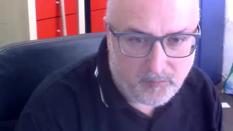 Snapshot of volpi72 chatting on May 16, 2026, 10:23 am volpi72 online show from May 16, 2026, 10:23 am