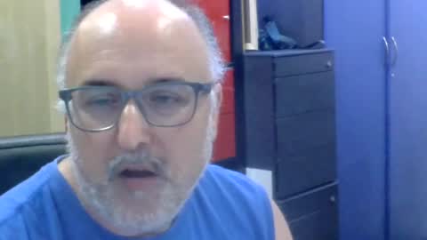 Snapshot of volpi72 chatting on July 10, 2026, 6:10 pm volpi72 online show from July 10, 2026, 6:10 pm