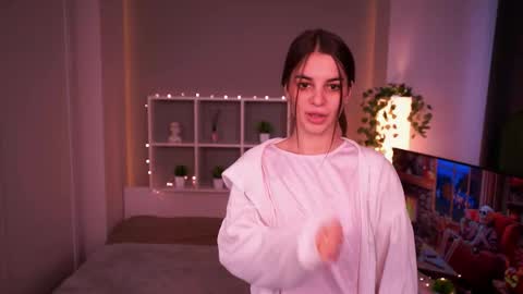 Sofia online show from November 8, 2025, 6:57 am