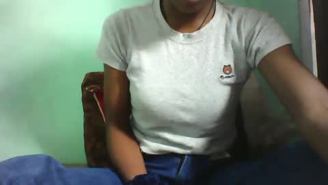 vounialdy online show from February 7, 2025, 4:14 pm