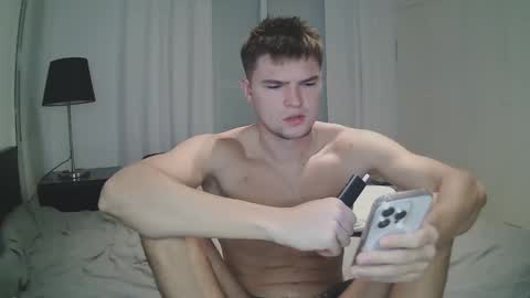 Snapshot of vouvoucouple chatting on December 3, 2024, 6:28 pm Tim online show from December 3, 2024, 6:28 pm