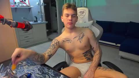 vova online show from March 11, 2025, 9:59 pm