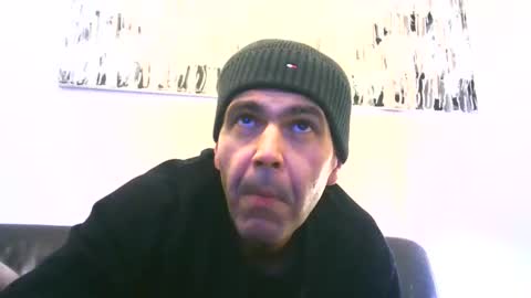 voyeuredeluxe online show from February 13, 2026, 4:58 pm