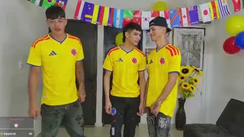 Snapshot of voyeurism_guys chatting on June 23, 2026, 10:30 pm voyeurism_guys online show from June 23, 2026, 10:30 pm